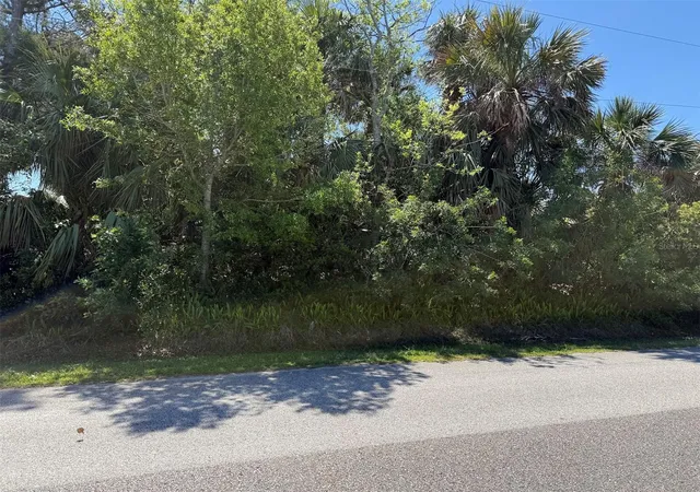 Photo 2 of Land for sale at 25 Cherokee Ct W, Palm Coast, FL 32137 | MLS# FC308261 | Listing updated on 2026-02-17