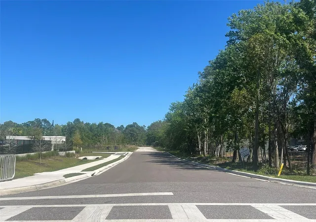 4th image of 12528 E Colonial Dr, Orlando, FL 32826 | MLS# O6292017