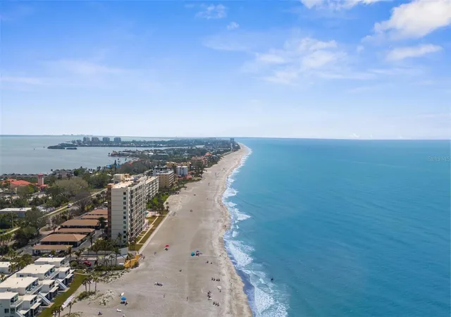 Homes for sale in Longboat Key, FL | 600 Sutton Pl #101B, Longboat Key, FL 34228 | MLS# C7507243