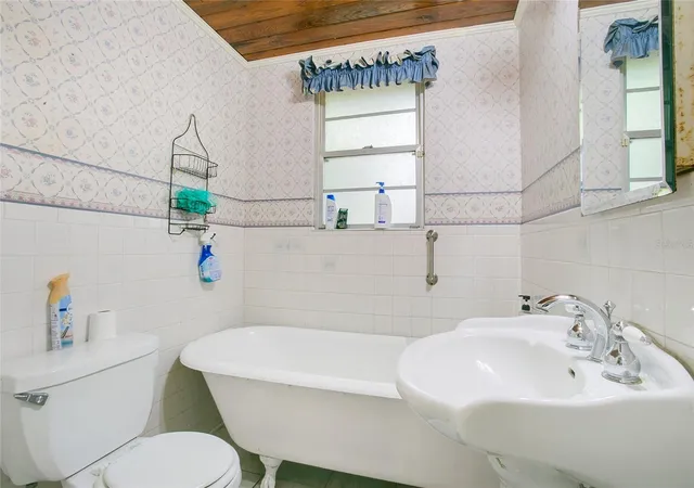 34th image of 1120 Sheeler Ave, Apopka, FL 32703 | MLS# O6292079