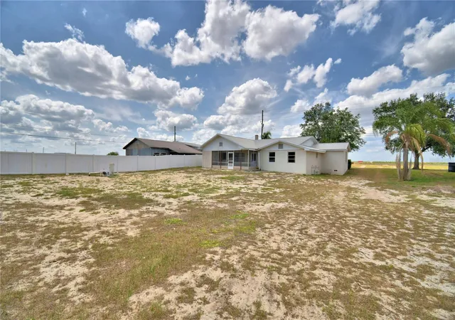 2nd image of 352 E Hwy 630 E, Frostproof, FL 33843 | MLS# K4902858