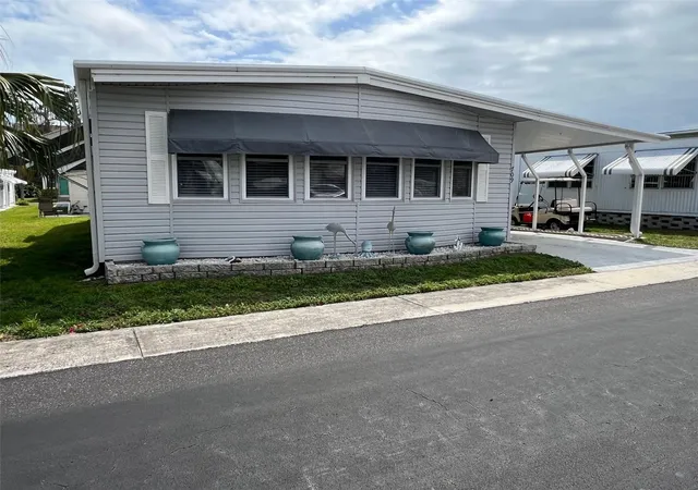 Photo 1 of Manufactured home for sale at 709 Sugar Palm St, Largo, FL 33778 | MLS# TB8365261 | Listing updated on 2026-09-19