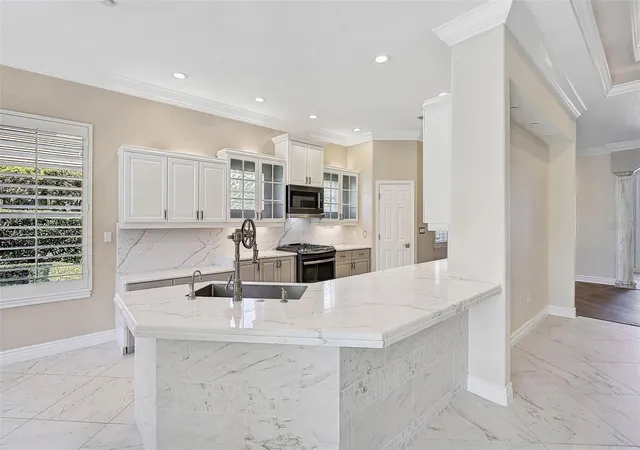 3rd image of 13 Bayhead Ln, Osprey, FL 34229 | MLS# A4645829