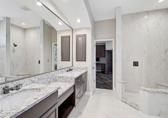 4th image of 13 Bayhead Ln, Osprey, FL 34229 | MLS# A4645829