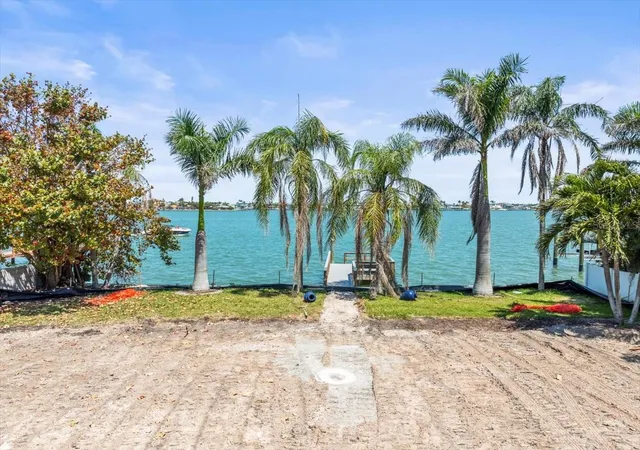 2nd image of 6 Paradise Ln, Treasure Island, FL 33706 | MLS# TB8365546