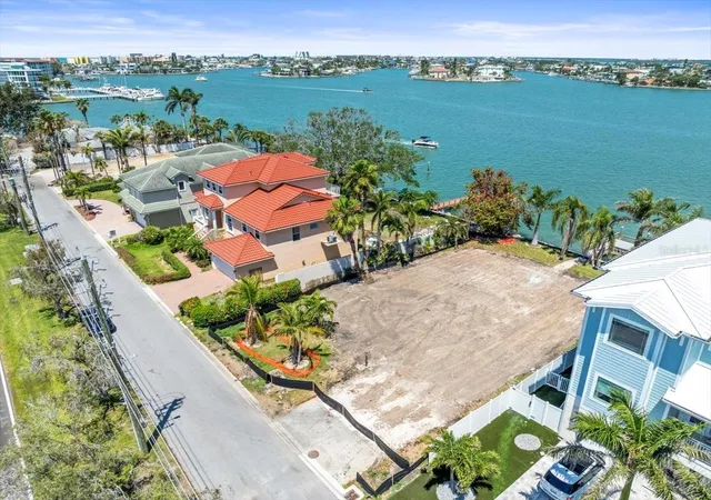5th image of 6 Paradise Ln, Treasure Island, FL 33706 | MLS# TB8365546