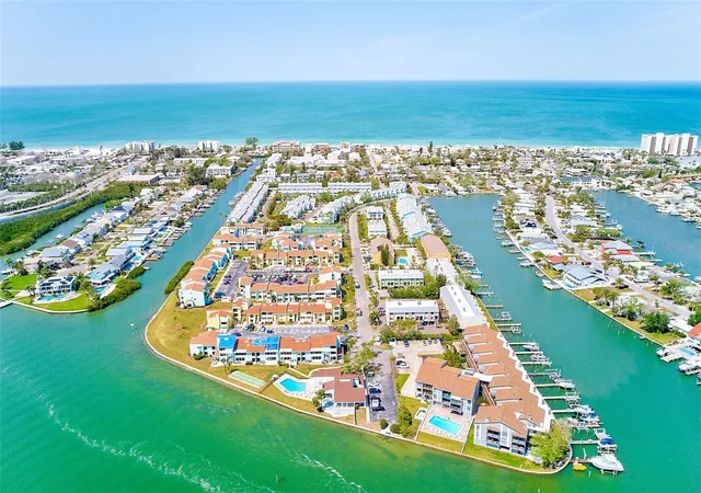 3rd image of 615 Garland Cir, Indian Rocks Beach, FL 33785 | MLS# TB8366006