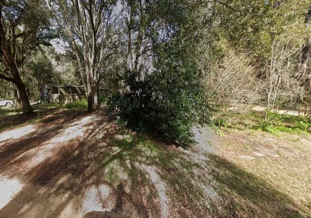3rd image of 116 Walkup St, Interlachen, FL 32148 | MLS# O6293454