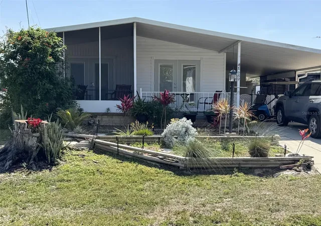 Manufactured home for sale at 8689 Breeze Hl Dr, LAKE WALES, FL 33898 | MLS# P4934253