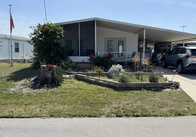 Photo 1 of Manufactured home for sale at 8689 Breeze Hl Dr, Lake Wales, FL 33898 | MLS# P4934253 | Listing updated on 2026-10-02