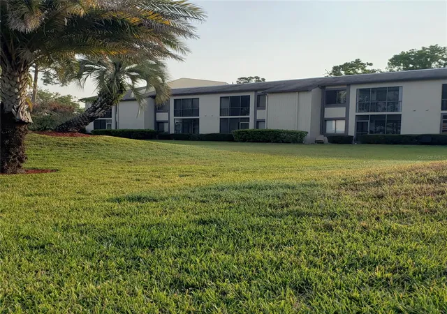 4th image of 113 Nina Wy, OLDSMAR, FL 34677