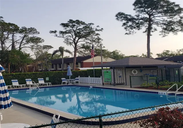 5th image of 113 Nina Wy, OLDSMAR, FL 34677