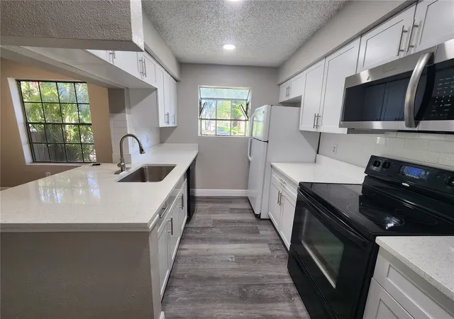 4th image of 200 Afton Sq, ALTAMONTE SPRINGS, FL 32714