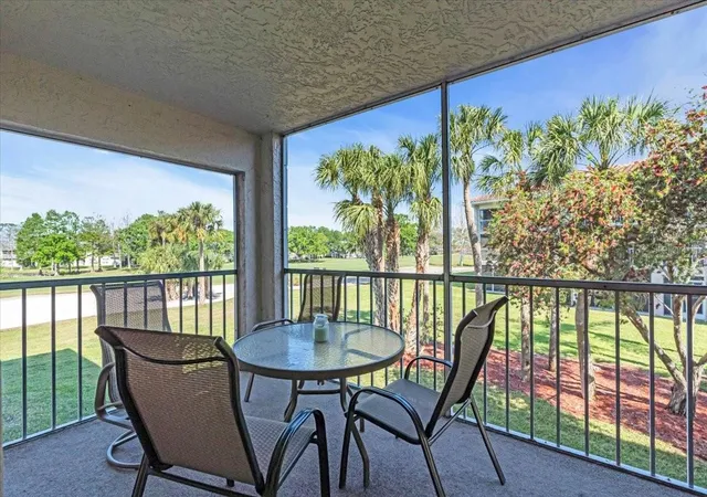 3rd image of 6501 Stone River Rd #209, Bradenton, FL 34203 | MLS# A4646461