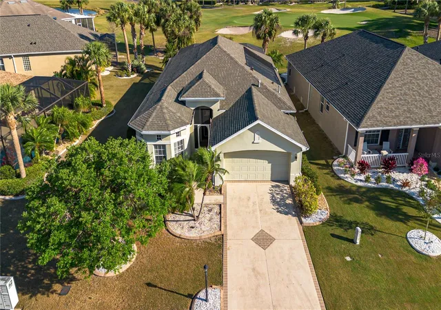 2nd image of 1038 Emerald Dunes Dr, Sun City Center, FL 33573 | MLS# TB8367199