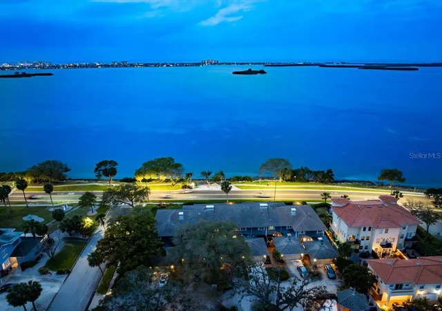 Photo 2 of Townhouse for sale at 2087 Edgewater Dr #C, Clearwater, FL 33755 | MLS# TB8367548 | Listing updated on 2026-09-22
