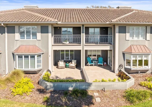 Listing Photo 5 - Condo for sale in building located at 2087 Edgewater Dr, Clearwater, FL 33755 - Unit #C