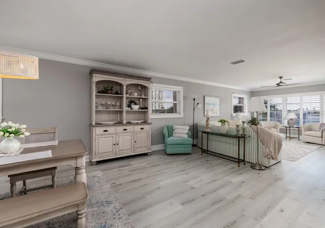 Listing Photo 5 - Condo for sale in building located at 6161 Gulf Winds Dr, St. Pete Beach, FL 33706 - Unit #338