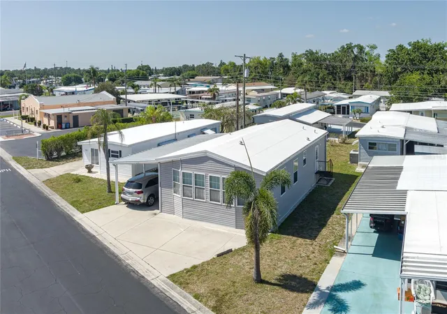 Photo 3 of Manufactured home for sale at 3309 Bernadette Dr, Ellenton, FL 34222 | MLS# A4646814 | Listing updated on 2026-10-05