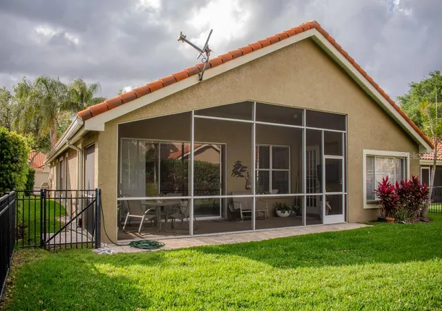 4th image of 18919 Pl Marquette, Lutz, FL 33558 | MLS# TB8368159