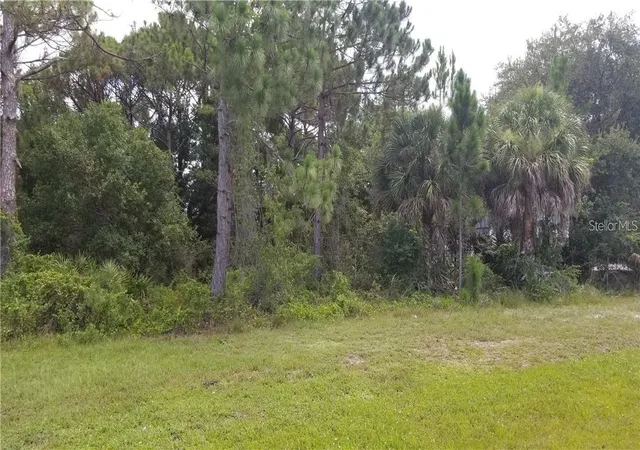 1st image of S Tamiami Trl, Venice, FL 34293 | MLS# A4646876