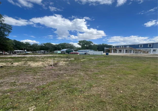 3rd image of 7206 Bethesda Ct, Weeki Wachee, FL 34607 | MLS# TB8368296