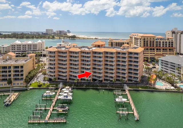 Listing Photo 1 - Condo for sale in building located at 530 S Gulfview Blvd, Clearwater, FL 33767 - Unit #303