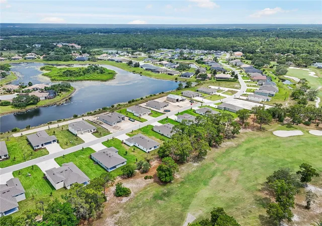 Homes for sale in Weeki Wachee, FL | 9143 Players Dr, Weeki Wachee, FL 34613 | MLS# S5123834