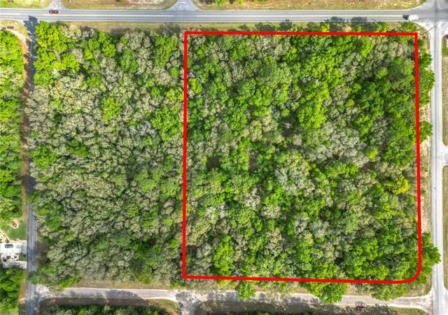 Photo 3 of Sale Pending at 8808 N Deltona Blvd, Citrus Springs, FL 34434 | MLS# OM698496 | Listing updated on 2026-09-13
