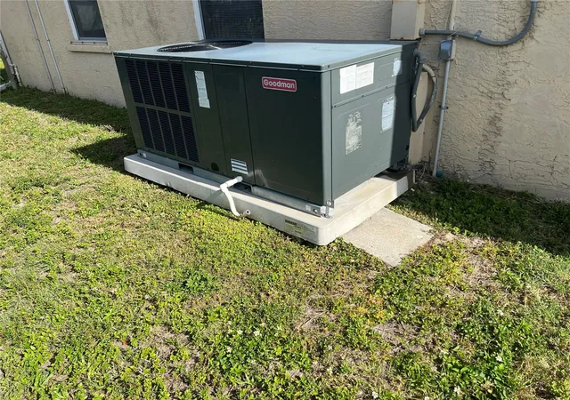 Photo 28 of Single family home for sale at 705 Crestview Cir Nw, Port Charlotte, FL 33948 | MLS# C7507930 | Listing updated on 2026-01-09