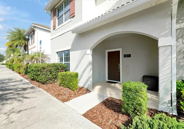 Homes for sale in Kissimmee, FL | 4811 Brier Rose Ln, Kissimmee, FL 34746 | MLS# S5123963