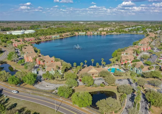 Listing Photo 2 - Condo for sale in building located at 9740 Lake Chase Island Wy, TAMPA, FL 33626 - Unit #9740