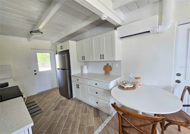 4th image of 1270 Gulf Blvd #A&B, Englewood, FL 34223 | MLS# D6141753