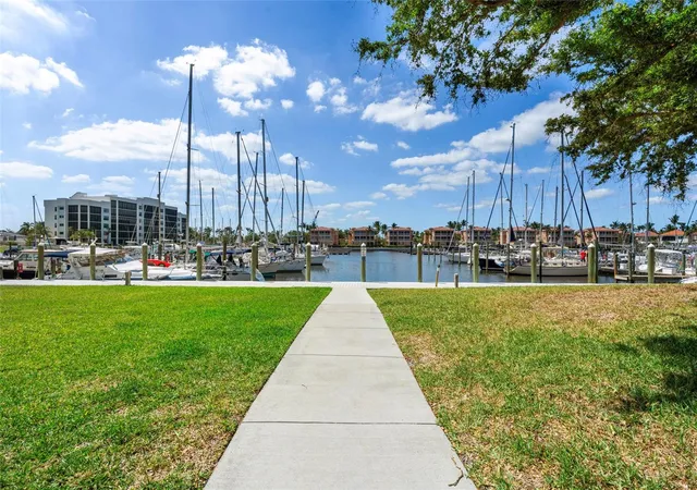 5th image of 2060 Matecumbe Key Rd #2106, Punta Gorda, FL 33955 | MLS# C7508015