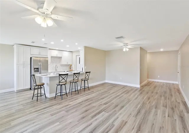 Photo 3 of House for sale at 1203 16Th Cir Se, Largo, FL 33771 | MLS# TB8369877 | Listing updated on 2026-10-08