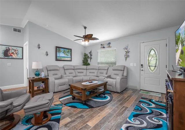 Photo 4 of Single family home for sale at 3956 S Fernpark Ter, Inverness, FL 34452 | MLS# W7874277 | Listing updated on 2026-10-05