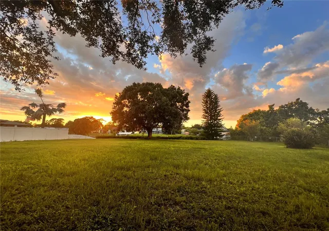 Photo 1 of Land for sale at 550 E Tarpon Blvd Nw, Port Charlotte, FL 33952 | MLS# C7508156 | Listing updated on 2026-08-05