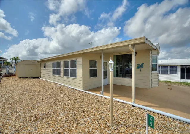 Photo 2 of Manufactured home for sale at 251 Patterson Rd #G9, Haines City, FL 33844 | MLS# G5095388 | Listing updated on 2026-08-06