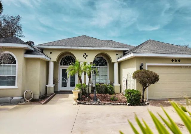 2nd image of 35 Frontier Dr, Palm Coast, FL 32137 | MLS# O6297154