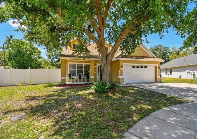 2nd image of 24231 Satinwood Ct, Lutz, FL 33559 | MLS# TB8371212