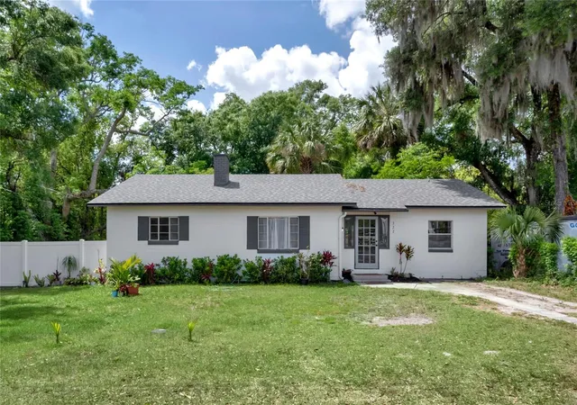 Single family home for sale at 322 N Frankfort Ave, DELAND, FL 32724 | MLS# O6297333