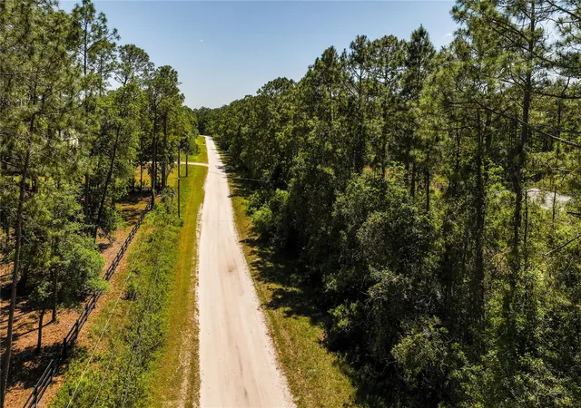 5th image of Stafford Trl, Geneva, FL 32732 | MLS# O6297446