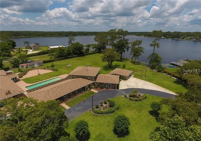 1st image of 910 N Kepler Rd, Deland, FL 32724 | MLS# V4942014