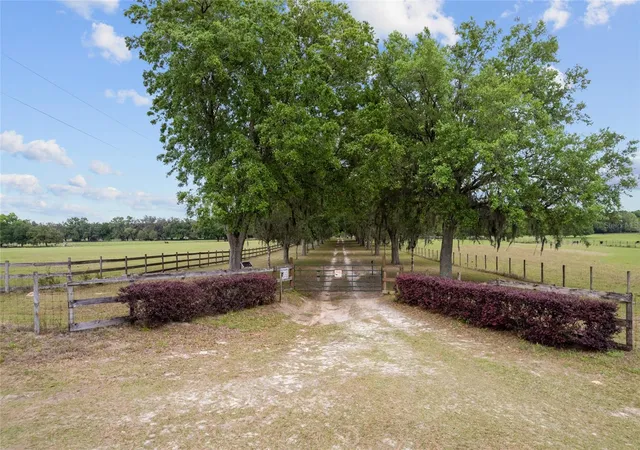 Photo 4 of Single family home for sale at 3149 SW 200th Avenue, Dunnellon, FL 34431 | MLS# GC529825 | Listing updated on 2026-09-29