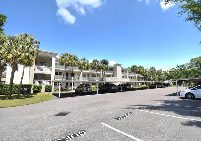 Condo for sale at 940 Virginia St #304, Dunedin, FL 34698 | MLS# TB8373368 | Listing updated on 2026-09-19