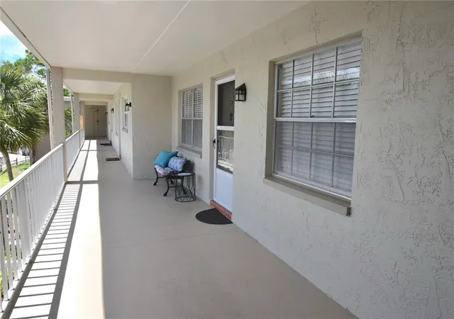 Photo 4 of Condo for sale at 940 Virginia St #304, Dunedin, FL 34698 | MLS# TB8373368 | Listing updated on 2026-09-19
