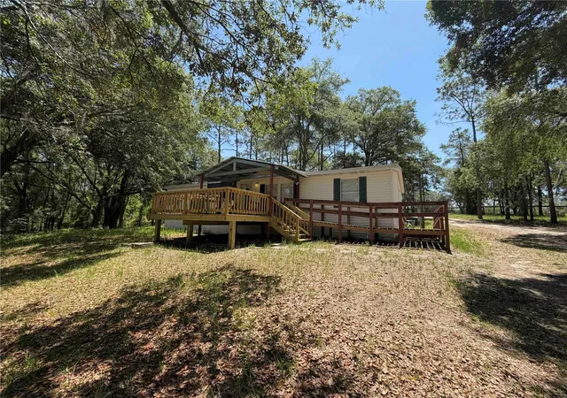 Homes for sale in Morriston, FL | 1550 Se 111th Ct, Morriston, FL 32668 | MLS# OM699248