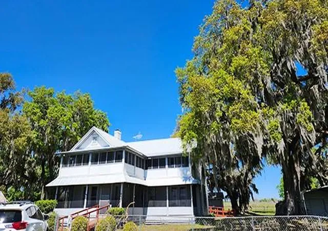 Photo 4 of Single family home for sale at 3650 Lake Tohopekaliga Rd, Saint Cloud, FL 34772 | MLS# O6299268 | Listing updated on 2026-04-07