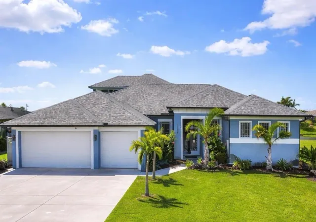 Photo 1 of Single family home for sale at 1167 Rotonda Cir, Rotonda West, FL 33947 | MLS# D6141927 | Listing updated on 2026-09-22
