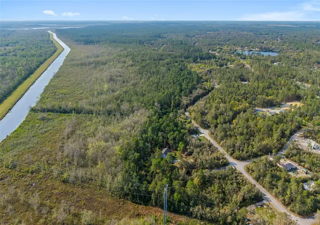 3rd image of 475 Fisher Rd, Ocklawaha, FL 32179 | MLS# OM699363